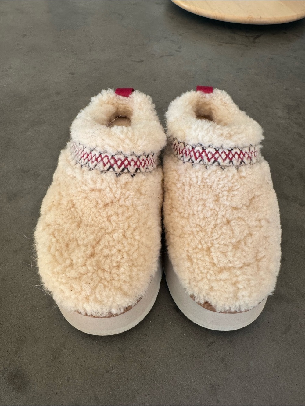 UGG Tasman Curly Platform Cream Shearling Slip-On Slippers with Red Accent